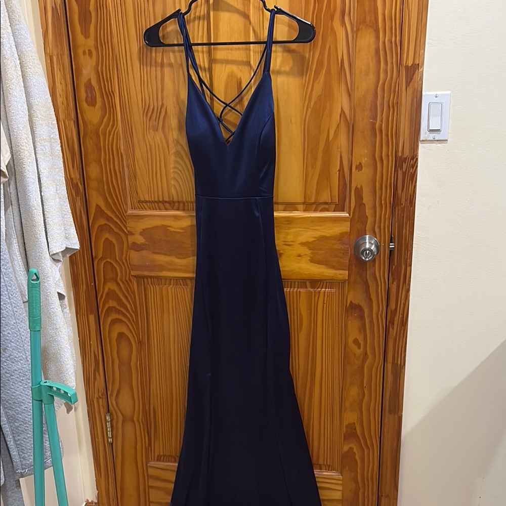 Windsor Emmie Blue Plunge Neck Backless Gown